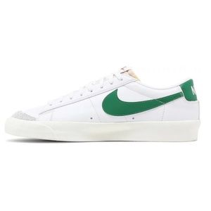 Size 7, New in box, Nike Blazer Low “77 Vintage”
